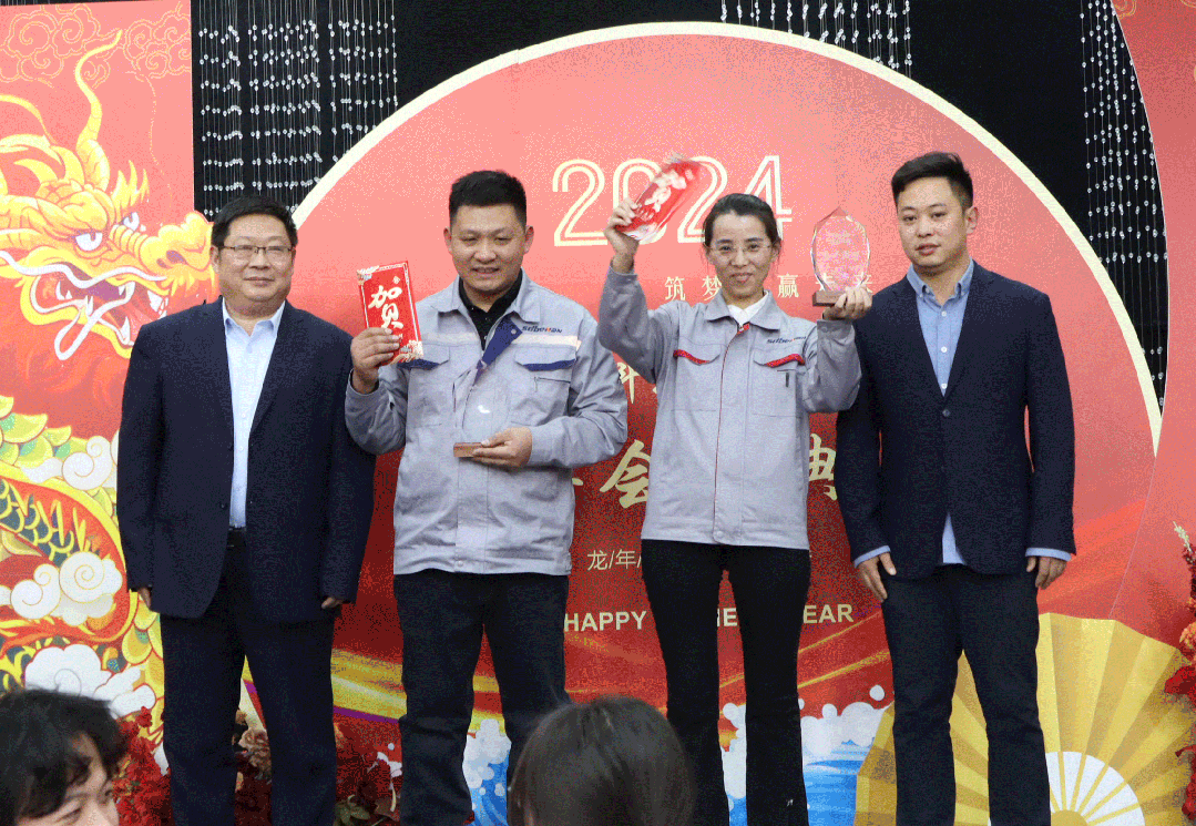 1707210546490707.gif 640.gif